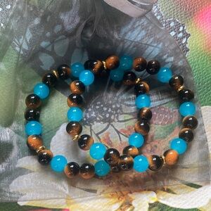 Vibrant Tigers Eye and Chalcedony Beaded Bracelet Set